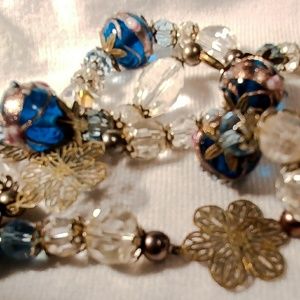 HANDCRAFTED LUMINOUS AQUA MURANO GLASS NECKLACE